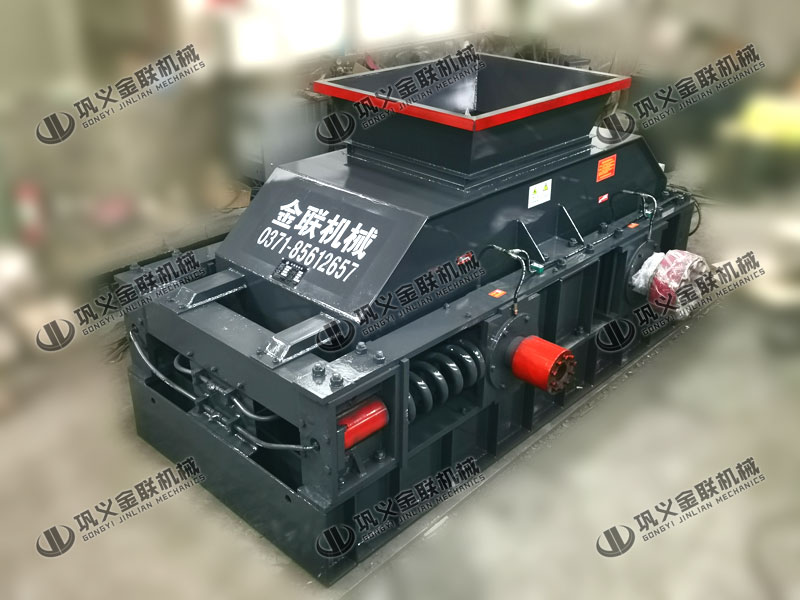 鵝卵石破碎機型號有哪些，堵料時該怎么辦？